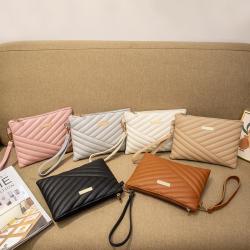 2024 New Promotion Ladies Embroidered Handbag Fashion Versatile Mobile Phone Bag Ladies Low Price Small Clutch