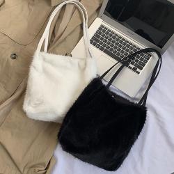 2024 New Women's Bag Customized Logo Women's Plush Handbag Tote Bag Cute Student Shoulder Bag