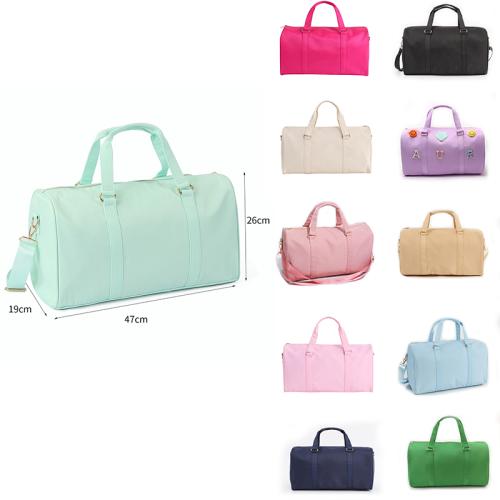 Wholesale Portable Waterproof Nylon Sports Gym Handbags Travel Essentials Duffle Unisex Duffel Bag Women Men Weekender Bag