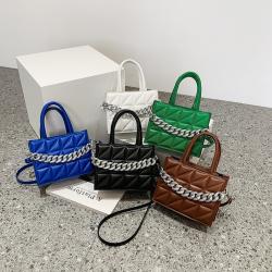 Niche Diamond Lattice Popular Woman's Handbag Retro Simple High Sense Fashion Small Square Bag Ins Large Capacity Shoulder Bags