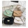 2022 Fashion Lady Designer Saddle Bag Pure Color PU Leather Flap Messenger Elegant Fan Shape Golden Lock Sling Purse for Women