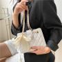 2022 Fashion Women's Bag Fashion High-grade Texture Ling Lattice Chain Women's Handbag Silk Scarf Single Shoulder Underarm Bag