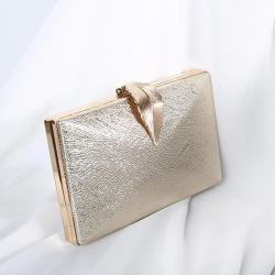 New Banquet Handheld Leaf Chain Small Square Bag