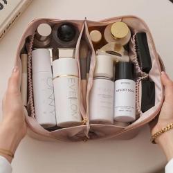 Custom Travel Organizer Nylon Water Resistant Polyester Make Up Black Purple White Zipper Cosmetics Organizer Bag For Women