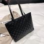 2024 Crocodile Print Underarm Hobo Tote Bag Versatile Large Capacity Handbag for Women Fashionable Leopard Style Foreign Trade