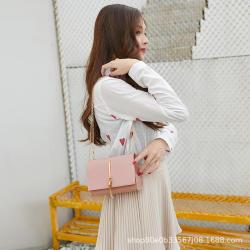 Mobile phone bag pu leather tassel chain small women shoulder crossbody bags wholesale 2024 small square bag