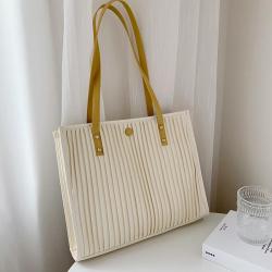 Large capacity bag for women 2024 New fashionable women's tote design texture match color shoulder shopping bag