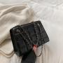 2023 New French Style Simple ins Fashion Underarm Shoulder Bag Quality Ladies Purses And Handbags