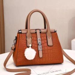 leather crossbody bags for women wholesale women handbags Girl Zipper Square Bag With Pom Pon Lock Clasp Luxury