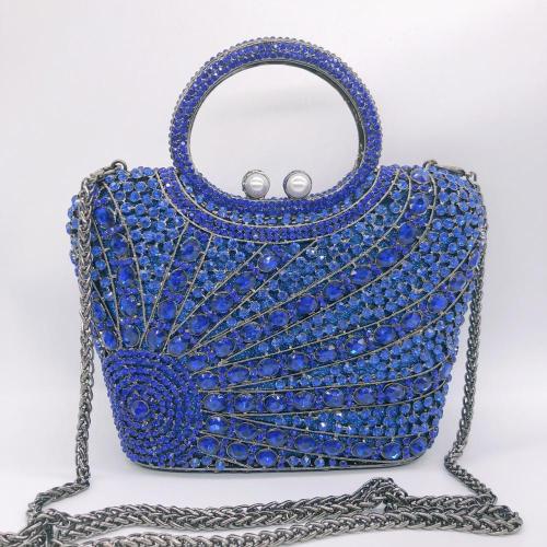 Hot selling Diamond Luxury Bags Gem Bag Magnetic Buckle Banquet Crystal Evening Clutch bag