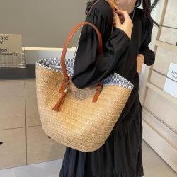 New Design Striped Zipper Tassels Straw Beach Bag Summer Friendly Handwoven Shoulder Purse Women Large Travel Tote Bag 2024