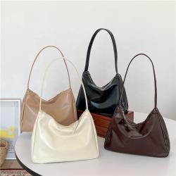 New Design Wholesale Fashionable plain Soft PU leather sling bag shoulder bags for women  with factory price