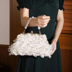 New flower bead embroidered ladies white embroidered pearl handbag banquet bridal wedding handbag evening bags