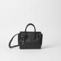 Guangzhou Factory Wholesale OEM ODM Nice Quality Bags Faux Leather Classic Design Luxury Women's Handbag