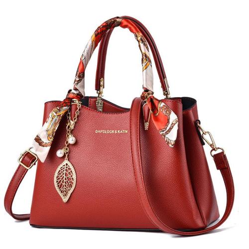 2024 Bags for Women Red Summer Crossbody Tote Bag Fashionable Lady Style with Single Chain Strap Portable Wedding Gift Bag