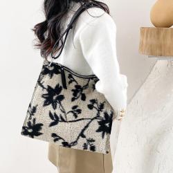 hot sale 2024 new arrival autumn/winter Jacquard  woman large capacity  tote bag new fashion versatile cross bag
