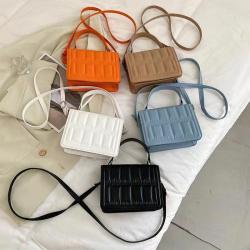 2024 New Chain Portable Messenger Bag Fashion Women High Quality  Handbags With Button China Wholesale PU Ladies Shoulder Bag