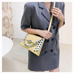 2022 Popular Women's Crossback  Chain Bag New Korean Fashion Single Shoulder Bag With Kerchief High-Grade Portable Lady Bag