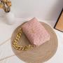 Cheap Lingge PU Leather Women's Chain Handbag 2023 Ladies Shoulder Bag Fashion Small Pillow Square Bag Wholesale