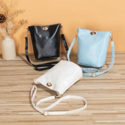 Simple women's mobile phone bag ladies shoulder bags wholesale fashion lock buckle women's crossbody shoulder bag