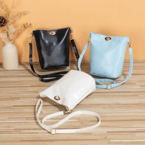 Simple women's mobile phone bag ladies shoulder bags wholesale fashion lock buckle women's crossbody shoulder bag