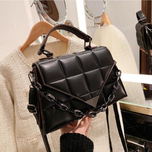 High Quality Sac A Main Femme PU Leather Handbags Flip Purse Metal Chains Crossbody Bag Embroidery Purses Handbag For Ladies