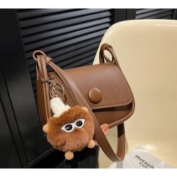 XL004 Women's Shoulder Bags Stylish Comfortable with Cute Pendant Tote Bags Shoulder Bags in Four Colors for Everyday Use