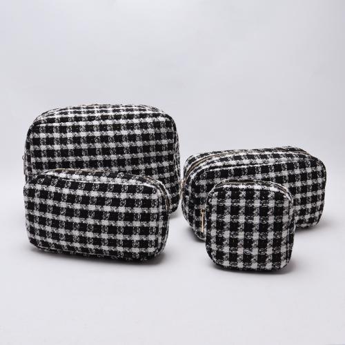 New Trendy Customize Portable Plaid Cloth Mini Zipper Stand Up Accessories Toiletry Bags Travel Makeup Bag Tweed Cosmetic Pouch