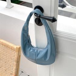 Custom Trend Candy Color PU Glossy Hand Bag Fashion Zipper Lady Handbag Wholesale Girl Korean Half Moon Underarm Shoulder Bag