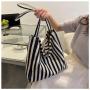 ZR725 Environmentally Friendly Shopping Bag Stripe Fashion Ladies Casual Shoulder Bags Cute Graffiti Simple Versatile Tote bag