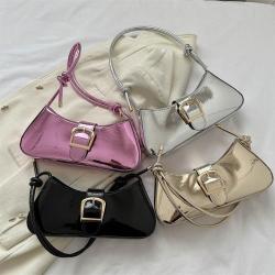 2024 spring and summer new fashion hand bill of lading shoulder crossbody armpit small square female bag to support a large