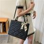 2022 Newest Silk Large Capacity Fashion Handbags For Ladies Pu Leather Women Women Bags Quality Shoulder Crossbody Bag Ladies