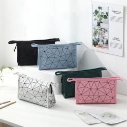 2023 Fashion PU cosmetic bag cosmetic storage bag travel storage bag wholesale
