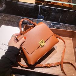 2022 Retro Women's Handbag New Fashion Single Shoulder Crossbody Bag  With Lock Large Capacity Cover Bucket Tote  Ladies Bag