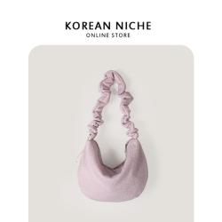 Popular Nylon Material Handbag Ladies One Shoulder Crossbody Underarm Shoulder Bag With Zipper Closure