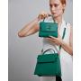 Guangzhou OEM women fashion messenger bag wholesale PU leather long chain women 's crossbody bag