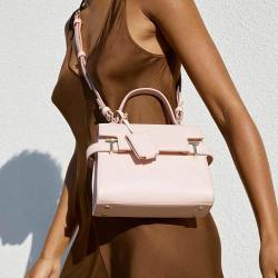 2024 Trendy Elegant Ladies Hand Bags Light Pink Womens Messenger Bags Vegan Leather Saffiano Flap Custom Logo Women Handbags