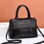 2024 Ladies' Purses Custom Logo PU Leather Handbag Modern Casual Tote Shoulder Crossbody Messenger Bag Handbags for Daily Use