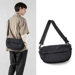 Custom Wholesale Oxford cloth casual Crossbody Chest messenger bag solid color black square bag mens shoulder bag 2024