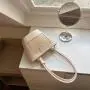 Popular fashion niche design straw woven handbag