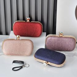 2022 Pleated New European and American Dinner Bag One Shoulder Evening Bag Small Crowd Handbag High Sense Handbag