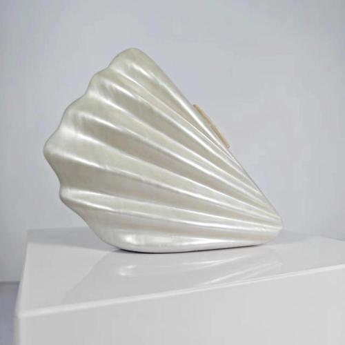 2024 Ladies New Single Shoulder Crossbody Bag Scalloped Shell Acrylic Bag Fashion Wedding Dinner Clutch Bag