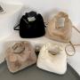 2024 New Fashion Designer Plush Bags Women Handbags Ladies Shoulder Crossbody Bag Versatile Small Chain Messenger bags for Women