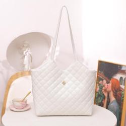 2024 New Fashion Women's Handbag Large Capacity Travel Bag with Single Strap Portable for Foreign Trade