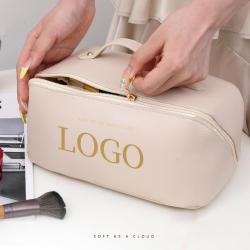 custom luxury toiletry organizer case pu leather makeup bag for women make up bag large capacity travel cosmetic bag with logo