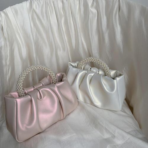 Custom design New Arrival Mini Solid Color Small Cloud Bag Pearl handle Portable Hand Bag Luxury Fashion HandBag For Ladies