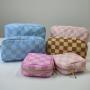 Manufacturer Custom Checkered Nylon Cosmetic Make Up Bags Grid Checked Pattern Makeup Pouches Gorcery Cosmetic Zipper Bag