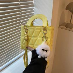 Korean fashion sweet handbag women shoulder bag female 2024 summer new embroidery line small square bag simple crossbody bag