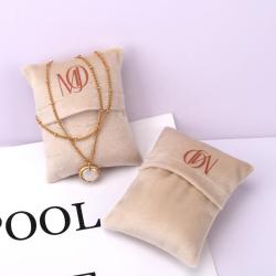 Custom Logo Printed Velvet Fabric Pouch Flap Jewelry Display For Watch Necklace Bracelet