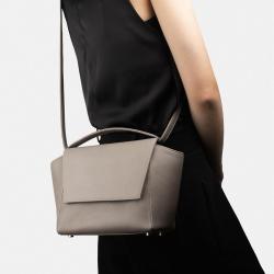 2024 Women's Plain PU Material Shoulder Bag Customized Label Messenger Bags Long Adjustable Strap Bag For Women